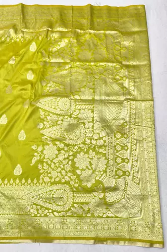Lime Zari woven silk blend traditional saree with blouse piece