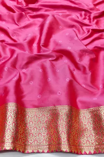Pink zari woven silk blend traditional saree with blouse piece
