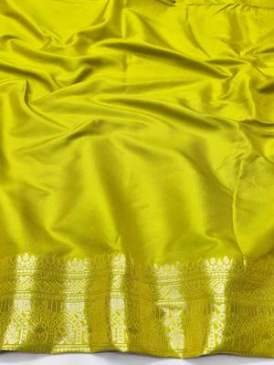 Lime Zari woven silk blend traditional saree with blouse piece 4