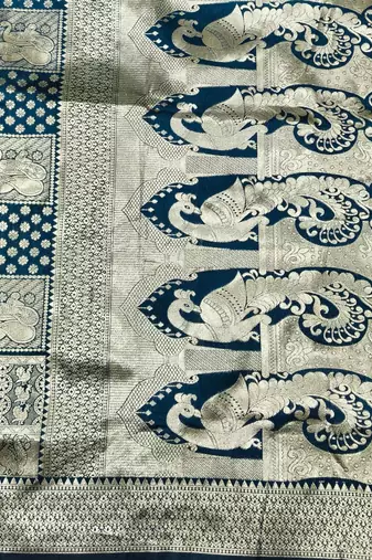 Dark blue zari woven silk blend traditional saree with blouse piece