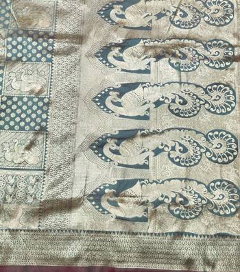 Light blue zari woven silk blend traditional saree with blouse piece 5