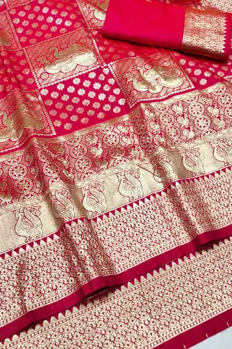 Rani zari woven silk blend traditional saree with blouse piece