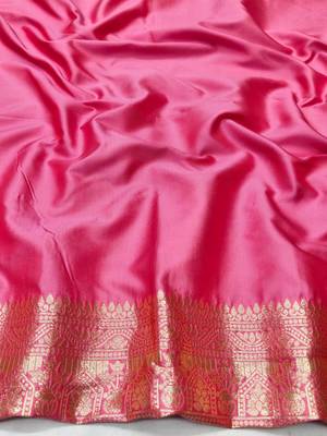 Pink zari woven silk blend traditional saree with blouse piece 4