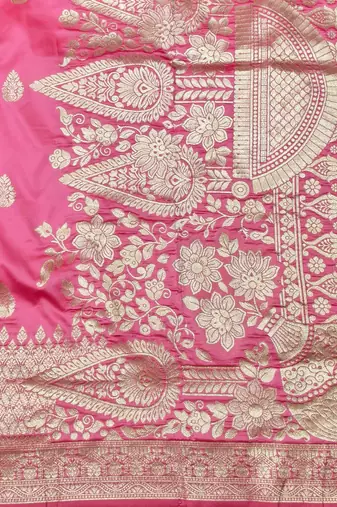 Pink zari woven silk blend traditional saree with blouse piece