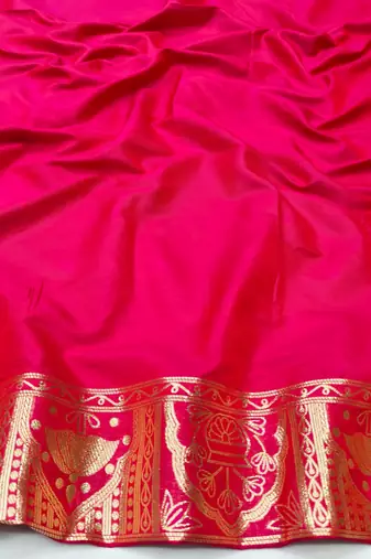 Rani zari woven patola silk blend traditional saree with blouse piece