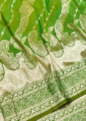 Green zari woven silk blend traditional saree with blouse piece 2