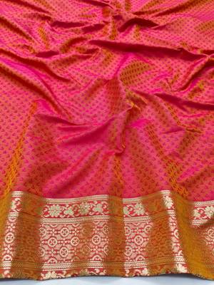 Pink zari woven silk blend traditional saree with blouse piece 4