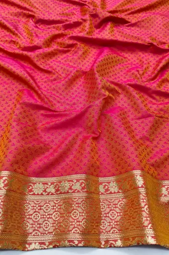 Pink zari woven silk blend traditional saree with blouse piece