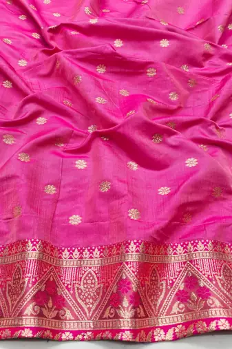 Pink zari woven silk blend traditional saree with blouse piece