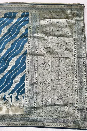 Navy blue zari woven silk blend traditional saree with blouse piece