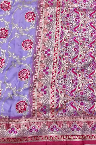Purple zari woven silk blend traditional saree with blouse piece