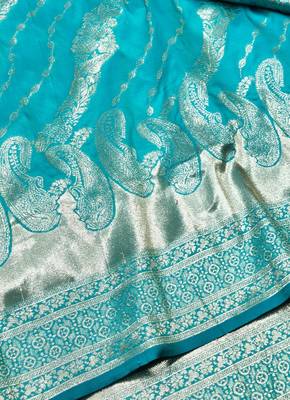 Blue zari woven silk blend traditional saree with blouse piece 3