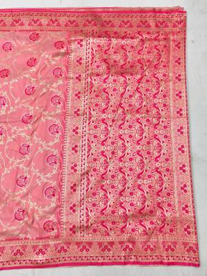Pink zari woven silk blend traditional saree with blouse piece 2