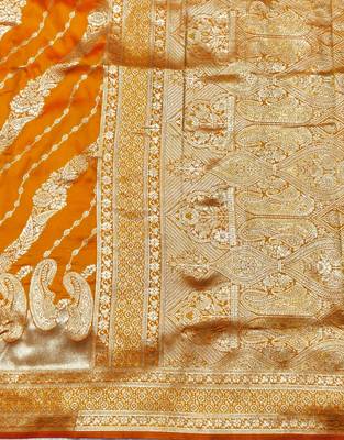 Gold zari woven silk blend traditional saree with blouse piece 5