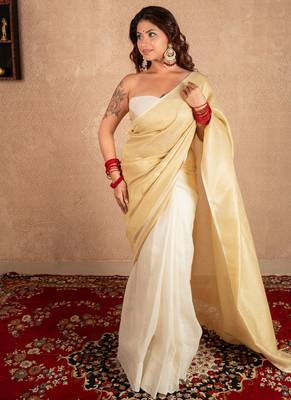 cream linen saree with golden pallu 3