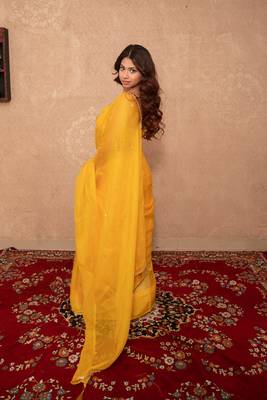 yellow kota silk saree with mirror work 3