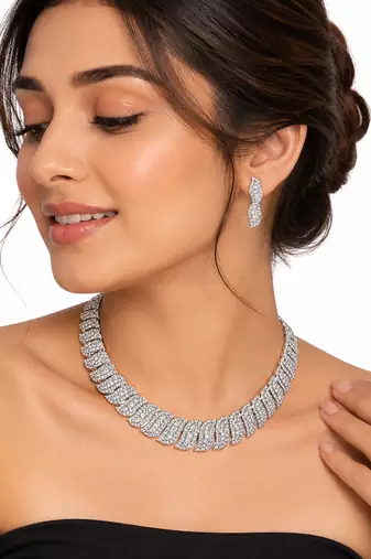 Crystal pave choker necklace and earrings jewellery set, silver tone, with stud earrings