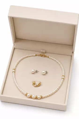 Pearl necklace and stud earring jewellery set, white, gold-tone accents, with stud earrings