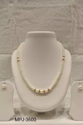Pearl necklace and stud earring jewellery set, white, gold-tone accents, with stud earrings