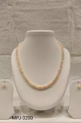 Pearl necklace and stud earrings jewellery set, pink freshwater pearls, gold-tone clasp, women