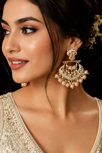 Heritage antique gold dangler earrings