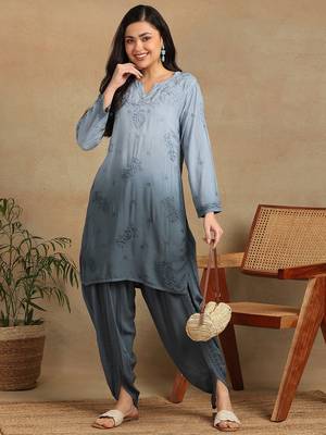 Women's lucknowi chikankari hand embroidered floral motifs modal kurta with dhoti pants 3