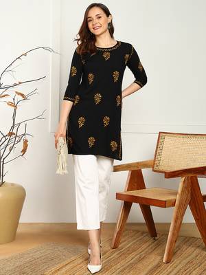Women lucknowi chikankari floral motifs embroidered liva rayon black kurti 5