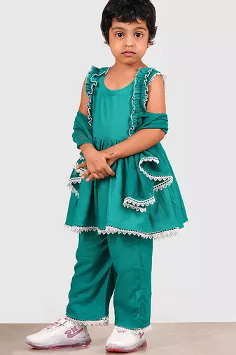 Green lace rayon flared kurta pant with chiffon dupatta set
