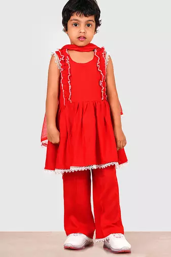 Red lace rayon flared kurta pant with chiffon dupatta set