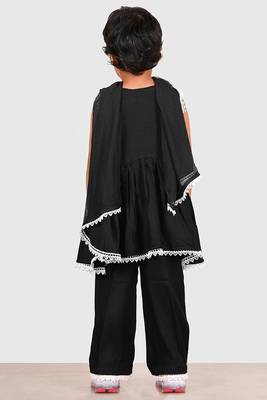 Black lace rayon flared kurta pant with chiffon dupatta set 3