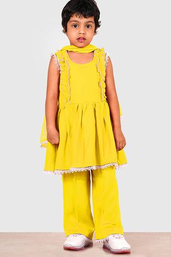 Yellow lace rayon flared kurta pant with chiffon dupatta set