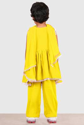 Yellow lace rayon flared kurta pant with chiffon dupatta set 3