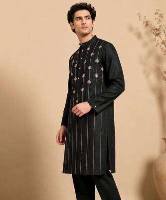 Black embroidered bemberg silk kurta set 4