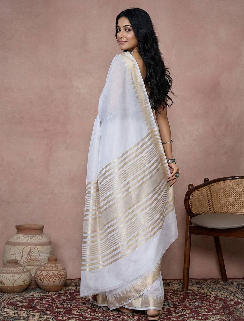 White colour cotton saree with zari border & blouse piece