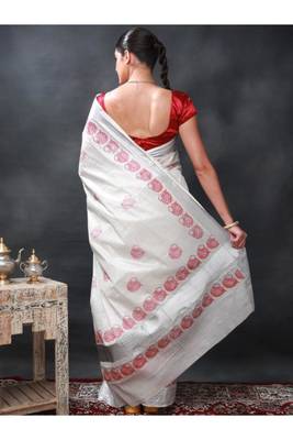 star white printed auspicious pots kasavu cotton silk saree 3