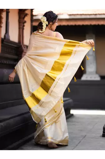off white zari woven border pure cotton kasavu saree with blouse