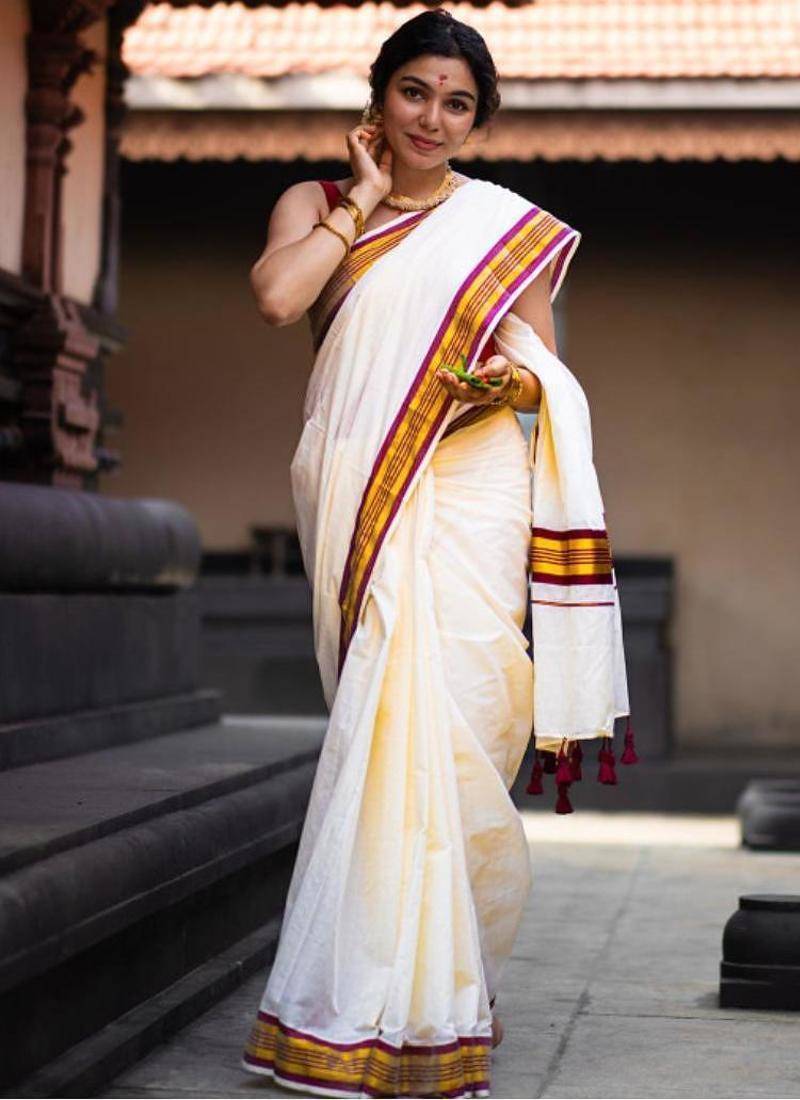 off white zari pure cotton kasavu saree with traditional zari border