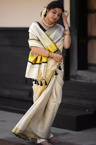 off white pure cotton kasavu saree with zari work