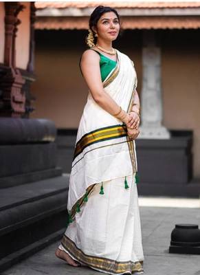 off white pure tissue kasavu saree with blouse piece 2