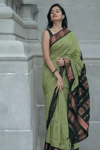white zari crepe kasavu saree with blouse