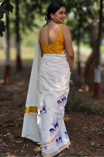 white woven design silk cotton kasavu saree with blouse