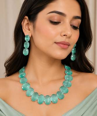Pista green ad stone rhodium-plated necklace set with earrings 4