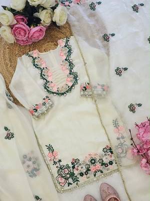 Kids off-white fendy silk embroidered workkurta with farsi plazzo and dupatta 4