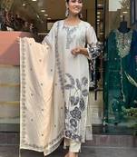 New womens off-white handloom silk embroidered kurti pant set