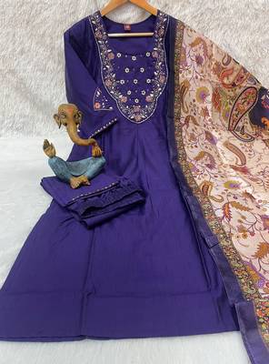 Women purple embroidered straight kurta set with dupatta 4