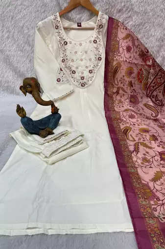 Women white embroidered kurta pant set with dupatta