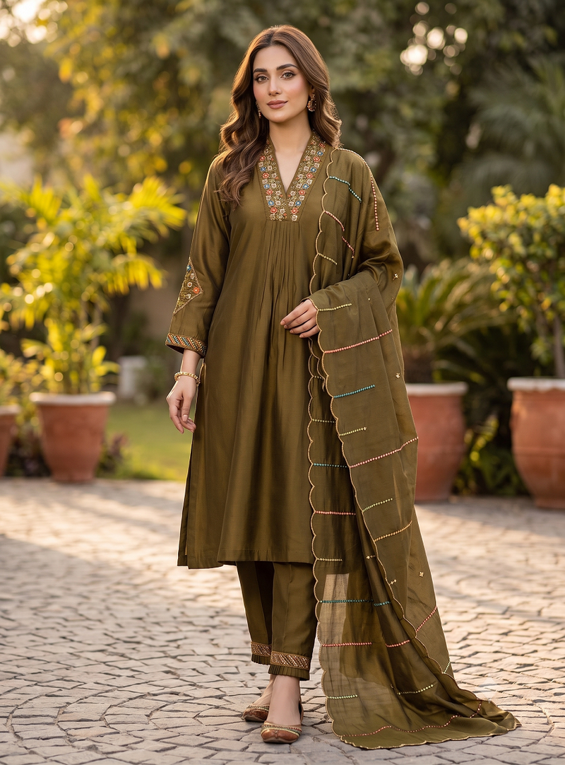 Mehendi green embroidered kurta pant set with dupatta