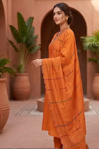 Orange silk kurta pant set with scalloped dupatta