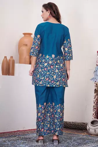 Teal blue floral printed short kurta with straight pants co-ord set