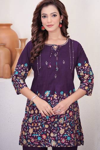 Wine floral printed short kurta with straight pants co-ord set
